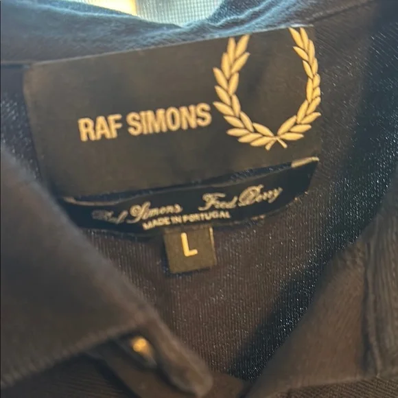 Fred Perry Black Polo Shirt - Picture 2 of 4